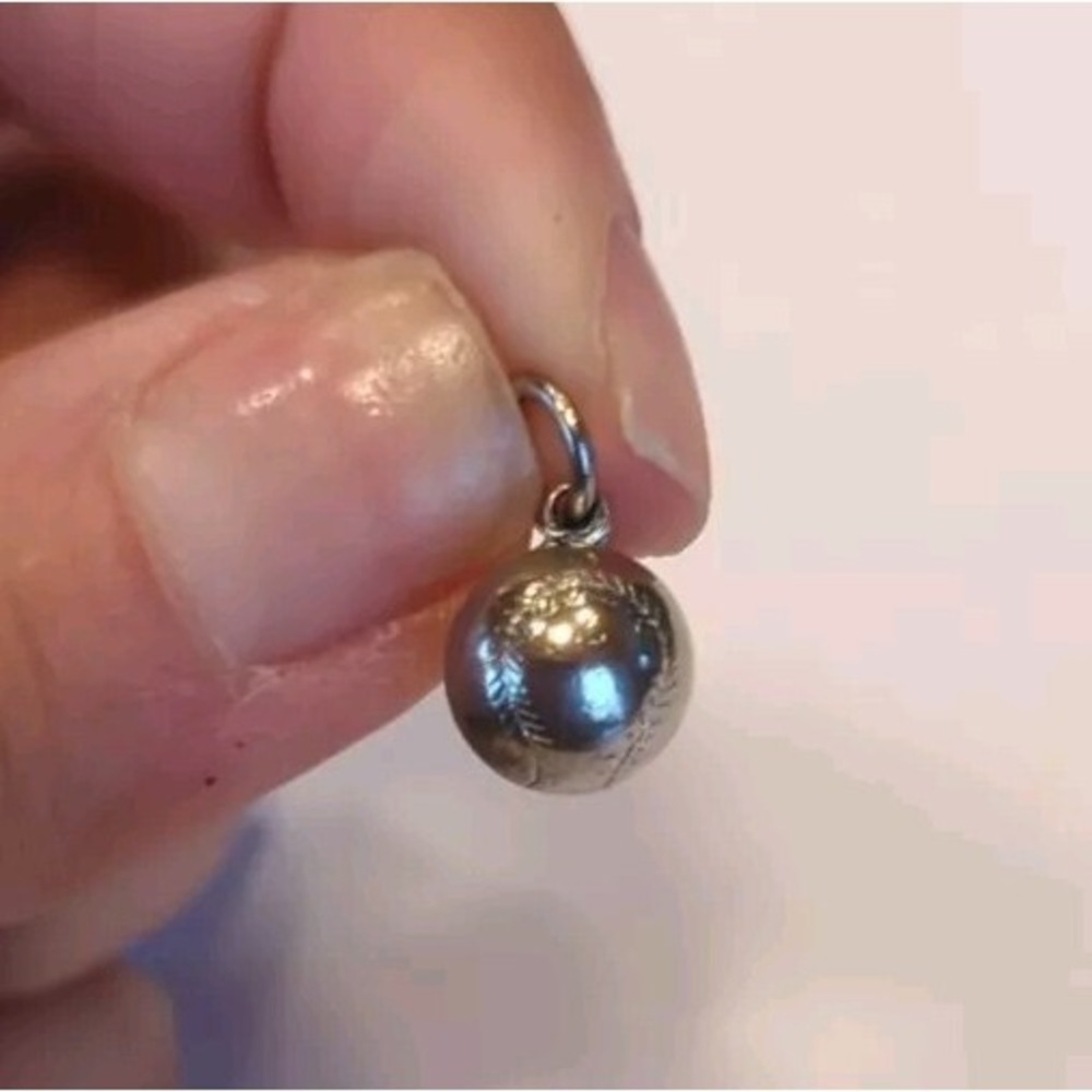Vintage SILVER TONE Bracelet CHARM Baseball